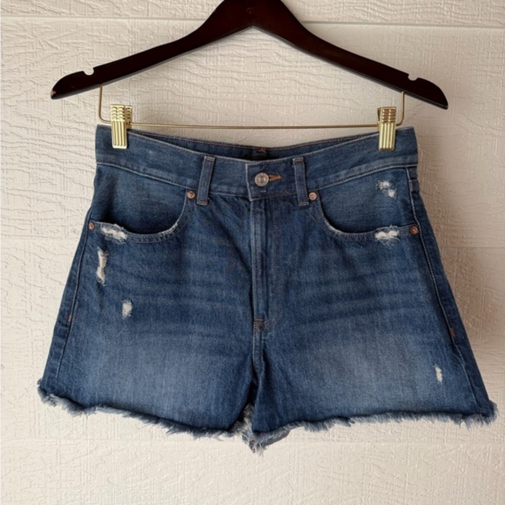 Express Mom Shorts Size 4 Super High Rise Distressed Denim